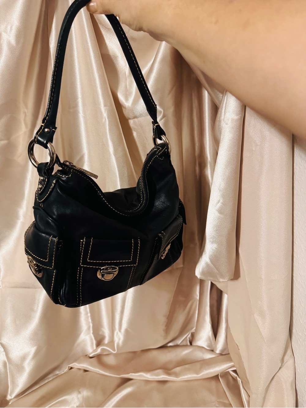 Marc Jacobs Blake Black Leather hobo Bag with Cream Contrast Stitching - Picture 14 of 16